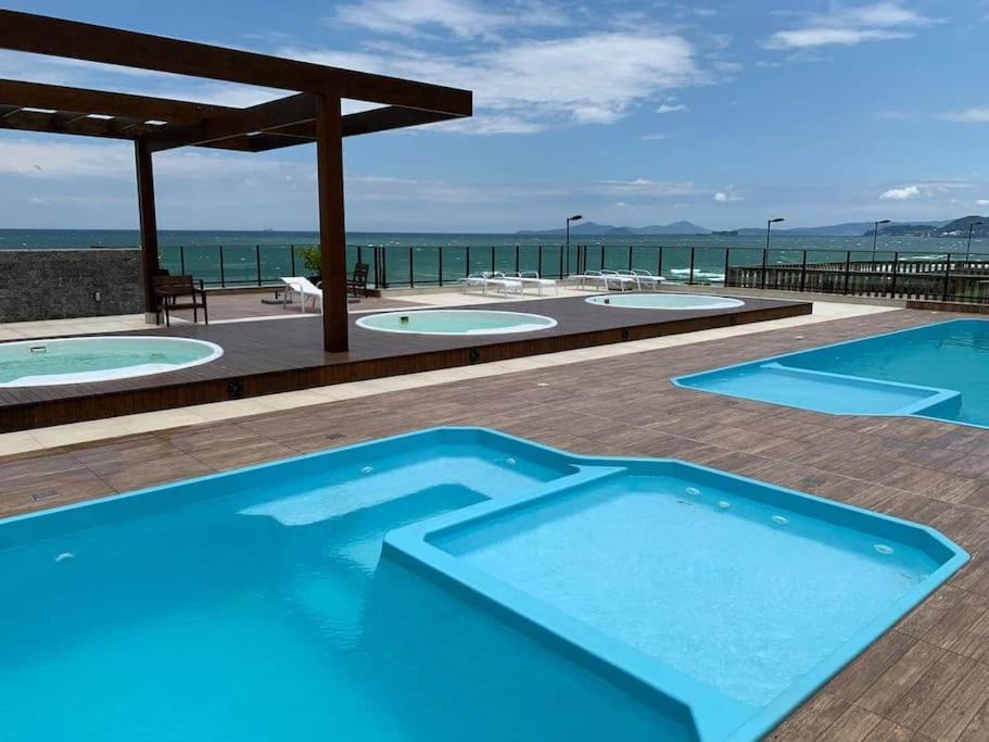 Pé na areia - próximo ao Beto Carreiro Barra Velha (Santa Catarina) Exterior foto